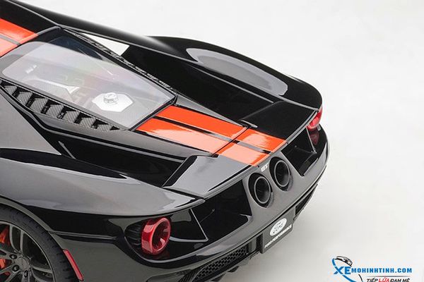 1/18 FORD GT 2017 (SHADOW BLACK/ORANGE STRIPES)