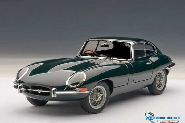 1:18 JAGUAR E-TYPE COUPE SERIES I 3.8 (GREEN)(WITH METAL WIRE-SPOKE WHEELS)