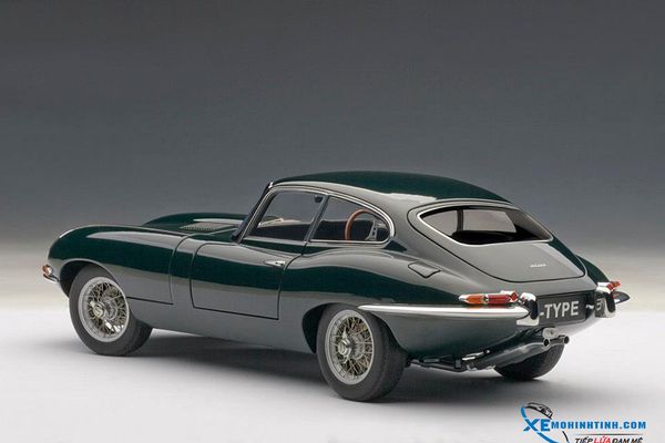 1:18 JAGUAR E-TYPE COUPE SERIES I 3.8 (GREEN)(WITH METAL WIRE-SPOKE WHEELS)