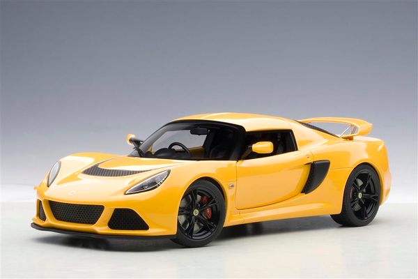 Xe Mô Hình Lotus Exige S 1:18 Autoart (Vàng)