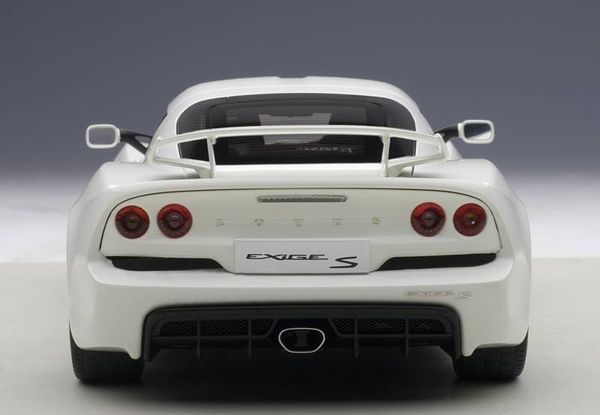 XE MÔ HÌNH LOTUS EXIGE S 1:18 AUTOART (TRẮNG)