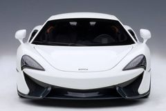 McLAREN 570S (WHITE/BLACK WHEELS) AUTOART