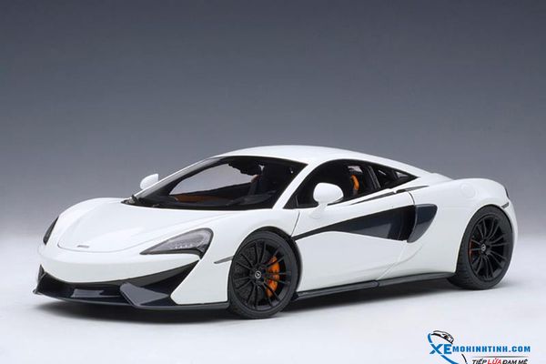 McLAREN 570S (WHITE/BLACK WHEELS) AUTOART