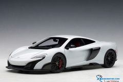 Xe Mô Hình McLAREN 675 LT 1:18 Autoart ( Trắng )