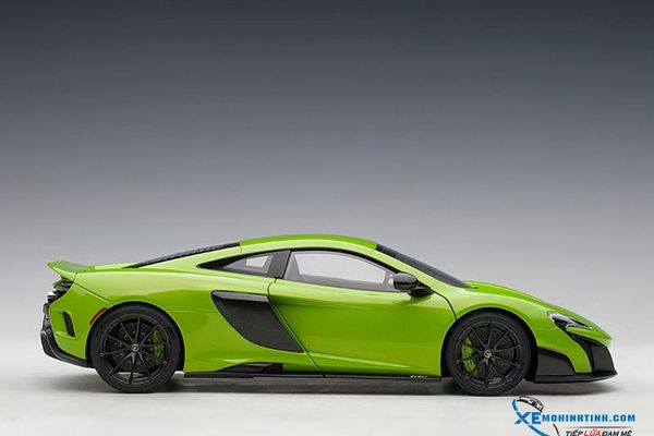 1/18 McLAREN 675 LT (NAPIER GREEN)