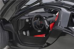 Xe Mô Hình McLAREN P1 1:18 Autoart (FIRE BLACK W/ RED/BLACK INTERIOR)