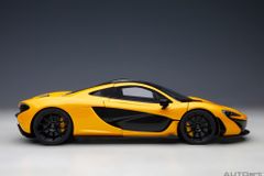 Xe Mô Hình McLAREN P1 1:18 Autoart (VOLCANO YELLOW W/ YELLOW/BLACK INTERIOR)