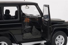 1/18 MERCEDES-BENZ G MODEL 90'S SWB (BLACK)u