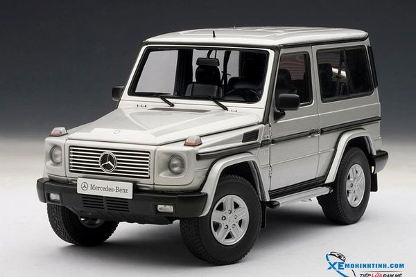 Xe Mô Hình Mercedes-Benz G Model 90'S Swb 1:18 Autoart (Bạc)