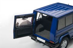 1/18 MERCEDES-BENZ G-MODEL 90'S SWB (BLUE)