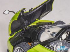 Xe Mô Hình Pagani Huayra Roadster 1:18 AUTOart ( Xanh Lá )