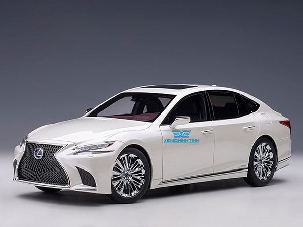 Xe Mô Hình Lexus LS 500h 1:18 Autoart ( Trắng )