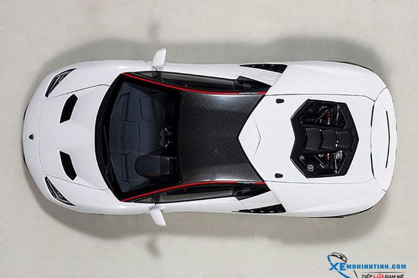 Xe Mô Hình LAMBORGHINI CENTENARIO 1:18 Autoart (BIANCO ISIS/SOLID WHITE)