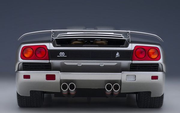 Xe Mô Hình Lamborghini Diablo SE30 Jota 1:18 Autoart ( Bạc )