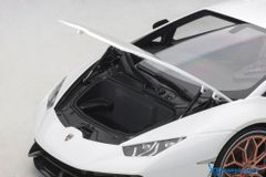 Xe Mô Hình LAMBORGHINI HURACAN PERFOMANTE 1:18 Autoart ( Trắng )