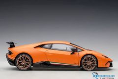 Xe Mô Hình LAMBORGHINI HURACAN PERFOMANTE 1:18 Autoart ( Cam )