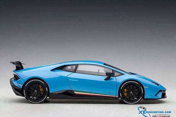 Xe Mô Hình Lamborghini Huracan Performante 1:18 Autoart ( Xanh )