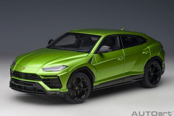 Xe Mô Hình Lamborghini Urus 1:18 AUTOart (Verde Selvans)