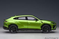 Xe Mô Hình Lamborghini Urus 1:18 AUTOart (Verde Selvans)