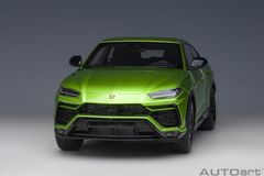 Xe Mô Hình Lamborghini Urus 1:18 AUTOart (Verde Selvans)