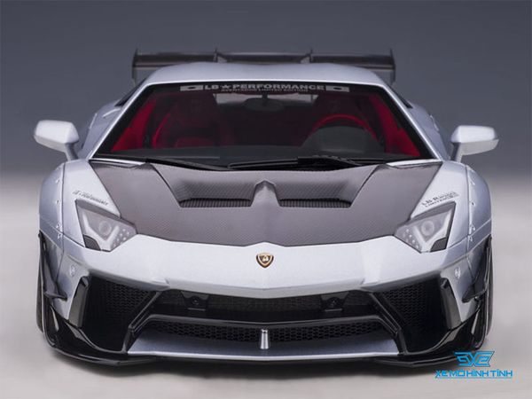 Xe Mô Hình Liberty Walk LB-WORKS Lamborghini Aventador Limited Edition 1:18 AUTOart ( Bạc )