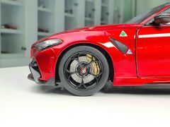 Xe mô hình Alfa Giulia GTA M-Rosso 2021 1:18 Solido (Đỏ)