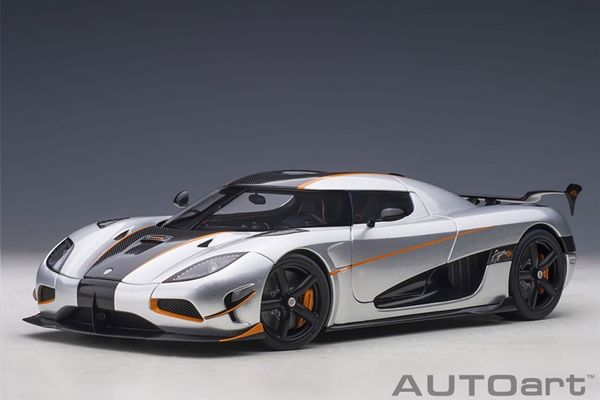 Xe Mô Hình Koenigsegg Agera RS 1:18 Autoart ( Moon Silver / Carbon with Orange )