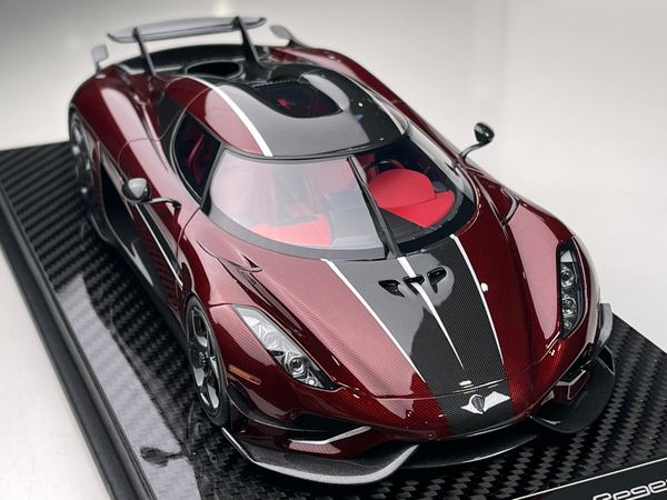 Xe mô hình Koenigsegg Regera 1:18 FrontiArt (Red Carbon)