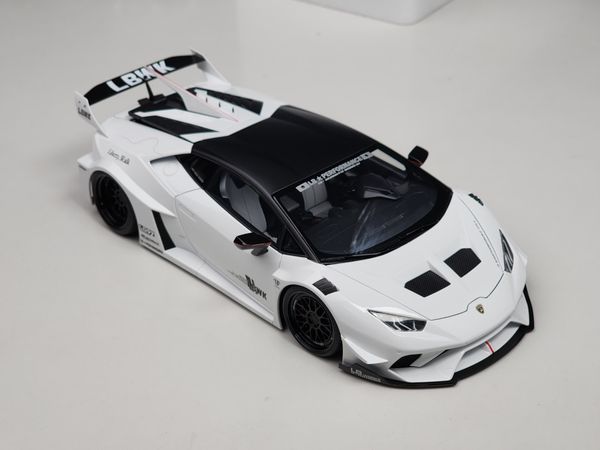 Xe Mô Hình Lamborghini Huracan GT LB-Silhouette Works 1:18  Autoart ( White )