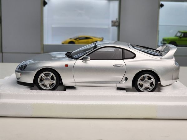 Xe Mô Hình Toyota Supra A80 1:18 LCD ( Silver )