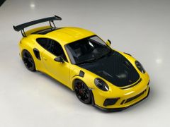 Xe Mô Hình Porsche 911 (911.2) GT2 RS 2018 1:18 Minichamps (Vàng)