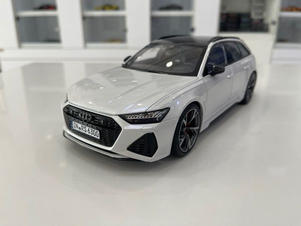 Xe Mô Hình Audi RS6 Avant C8 2020 1:18 Polar Master ( Trắng )