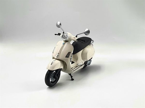 Xe Mô Hình Vespa GTS Super 2020 1:12 Welly ( Trắng )