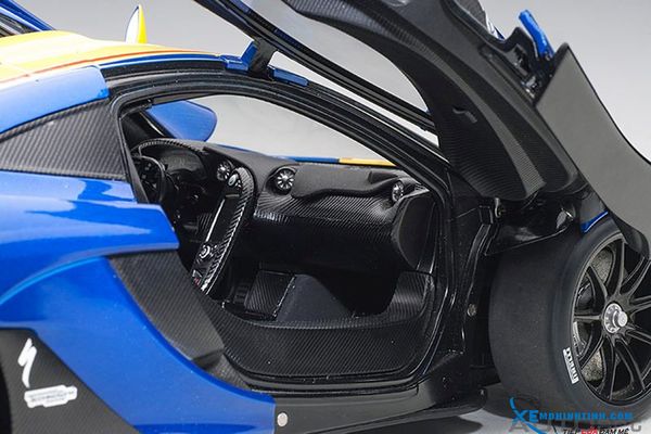 Xe Mô Hình McLaren P1 GTR 1:18 Autoart ( Xanh dương sọc Vàng )