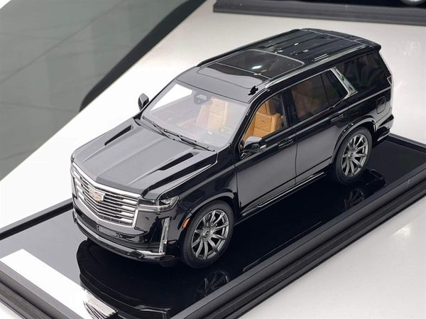 Xe Mô Hình Cadillac Escalade 1:18 Motorhelix ( Đen )