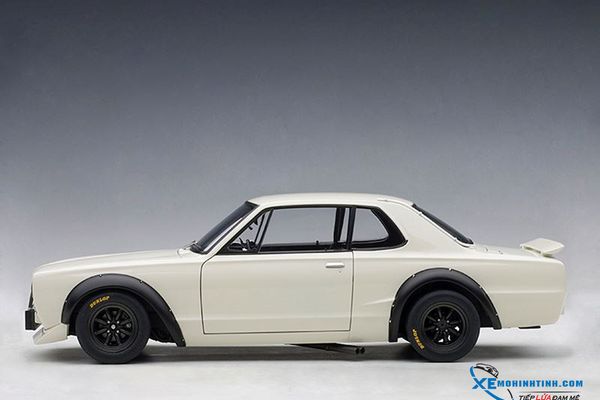 Xe Mô Hình NISSAN SKYLINE GT-R (KPGC-10) RACING 1972 1:18 Autoart (WHITE)