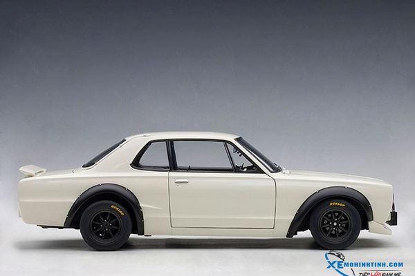 Xe Mô Hình NISSAN SKYLINE GT-R (KPGC-10) RACING 1972 1:18 Autoart (WHITE)