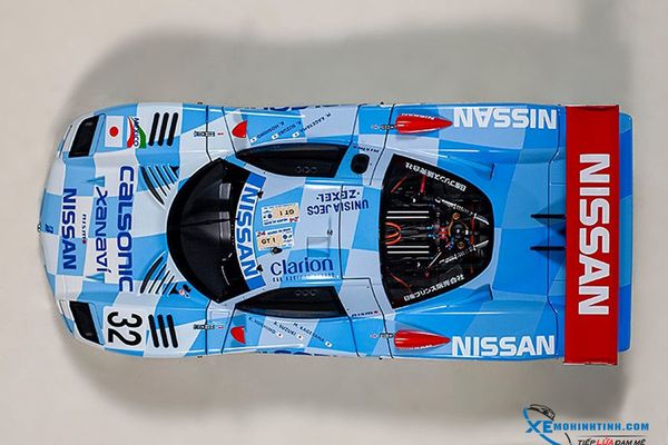 Xe Mô Hình Nissan R390 GT1 Lemans 1998 K.HOSHINO, A.SUZUKI, M.KAGEYAMA #32 1:18 Autoart ( Xanh )