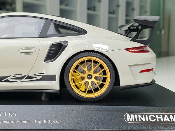 Xe Mô Hình Porsche 911 (911.2) GT3 RS 2018 1:18 Minichamps (Xám )