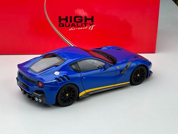 Xe Mô Hình Ferrari F12 TDF Azzurro Dino 1:18 BBR ( Xanh Sọc Vàng )