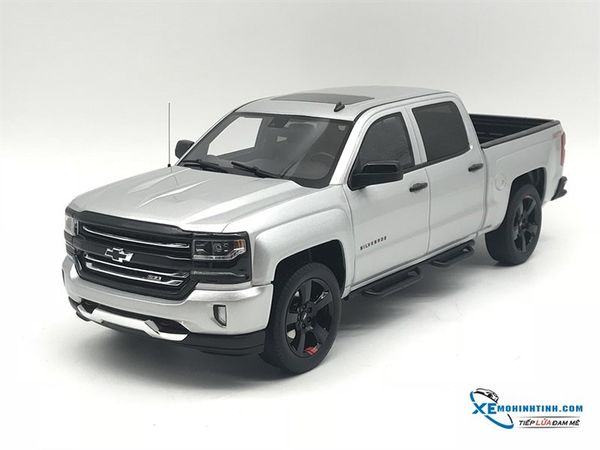 Xe Mô hình CHEVROLET - SILVERADO REDLINE EDITION 2018 1:18 GTSpirit ( Bạc )