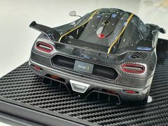 Xe mô hình Koenigsegg One:1 1:18 FrontiArt (Carbon Gold)