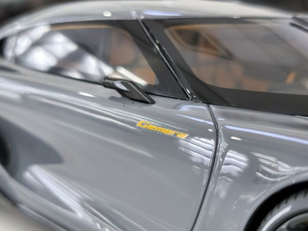Xe Mô Hình Koenigsegg Gemera Gray 1:18 GTSpirit ( Xám )