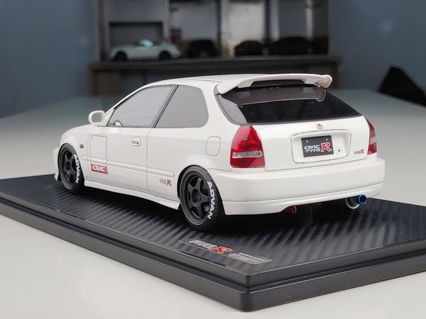 Xe Mô Hình Honda Civid ( EK9 ) Type R 1:18 Ignition Model ( Trắng )