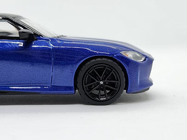Xe Mô Hình Nissan Z Performance 2023 Serian Blue LHD 1:64 Minigt ( Xanh Dương )
