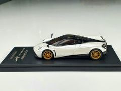 XE MÔ HÌNH PAGANI HUAYRA 1:43 GTAUTOS (TRẮNG)