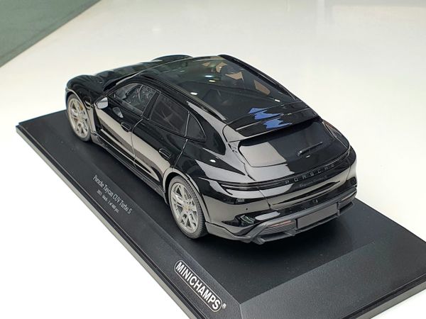 Xe Mô Hình Porsche Taycan CUVB Turbo S 2021 1:18 Minichamps ( Đen )