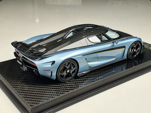 Xe mô hình Koenigsegg Regera 1:18 FrontiArt (Horizon Blue)