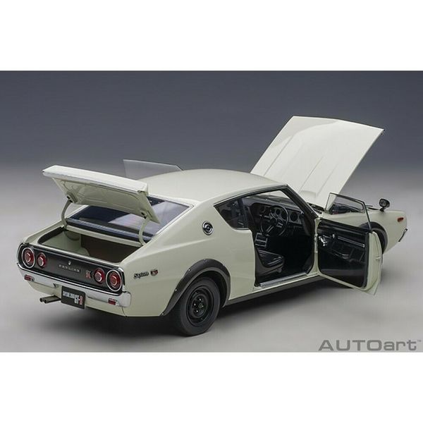 Xe Mô Hình Nissan Skyline GT-R (KPGC110) 1:18 Autoart ( Trắng )