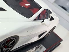 Xe Mô Hình Lexus LFA 2012 1:18 IVY Model (Trắng)